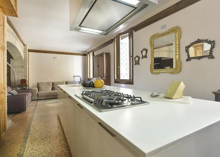 Ur-nest Guerrazzi Lejlighed Bologna